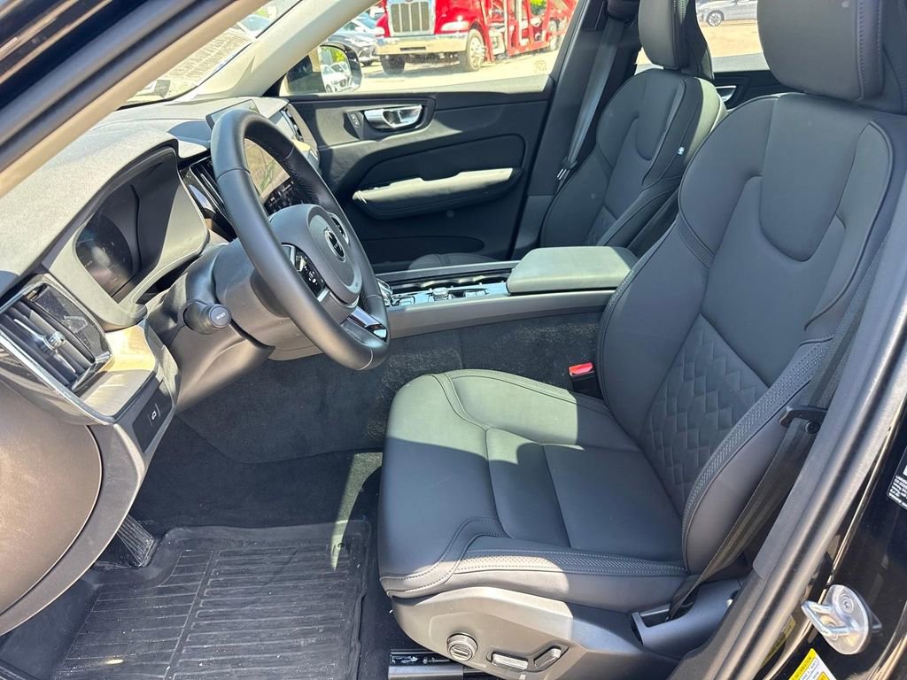 Certified 2026 Volvo XC60 B5 Plus w/ Protection Package Premier AWD/4WD image 8