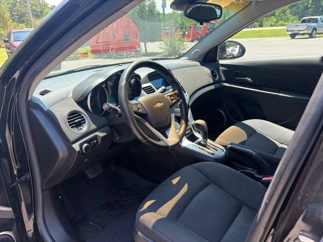 Used 2012 Chevrolet Cruze LT FWD image 9