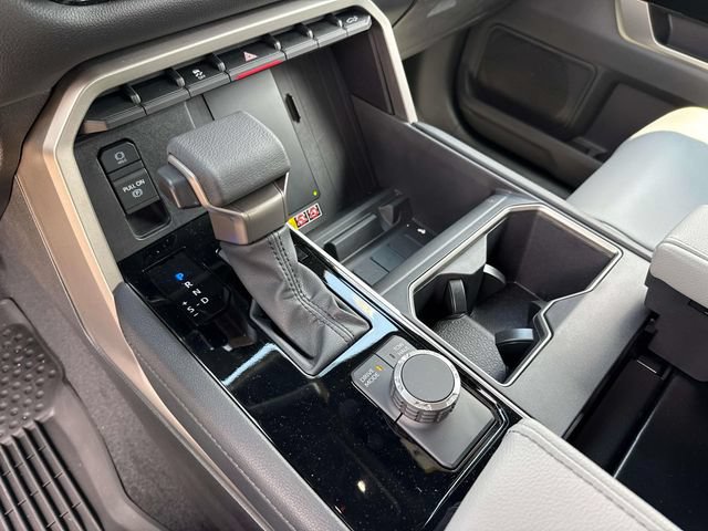 Used 2026 Toyota Tundra Limited w/ Power Package RWD image 31