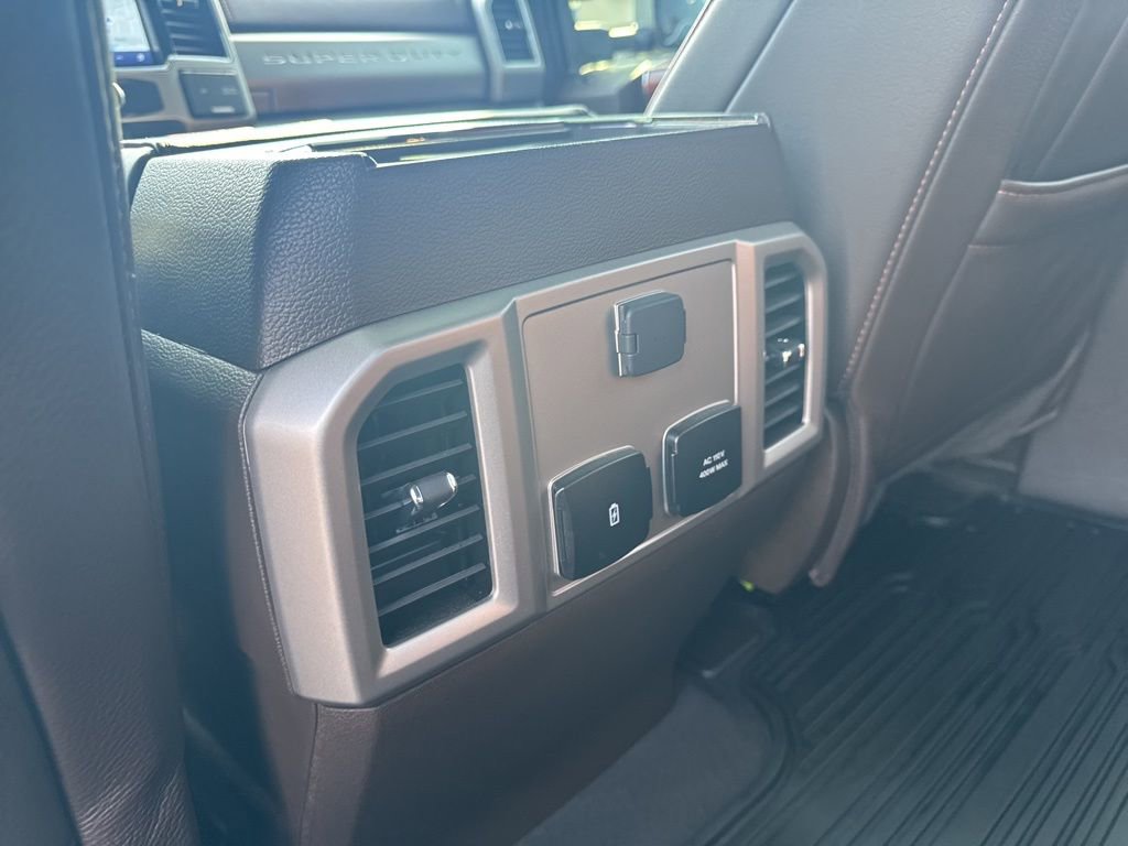 Used 2022 Ford F350 King Ranch w/ King Ranch Ultimate Package AWD/4WD image 39