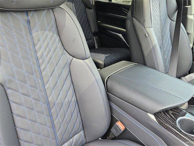 New 2026 Cadillac Escalade IQ Sport 1 w/ LPO, ONYX Package image 18
