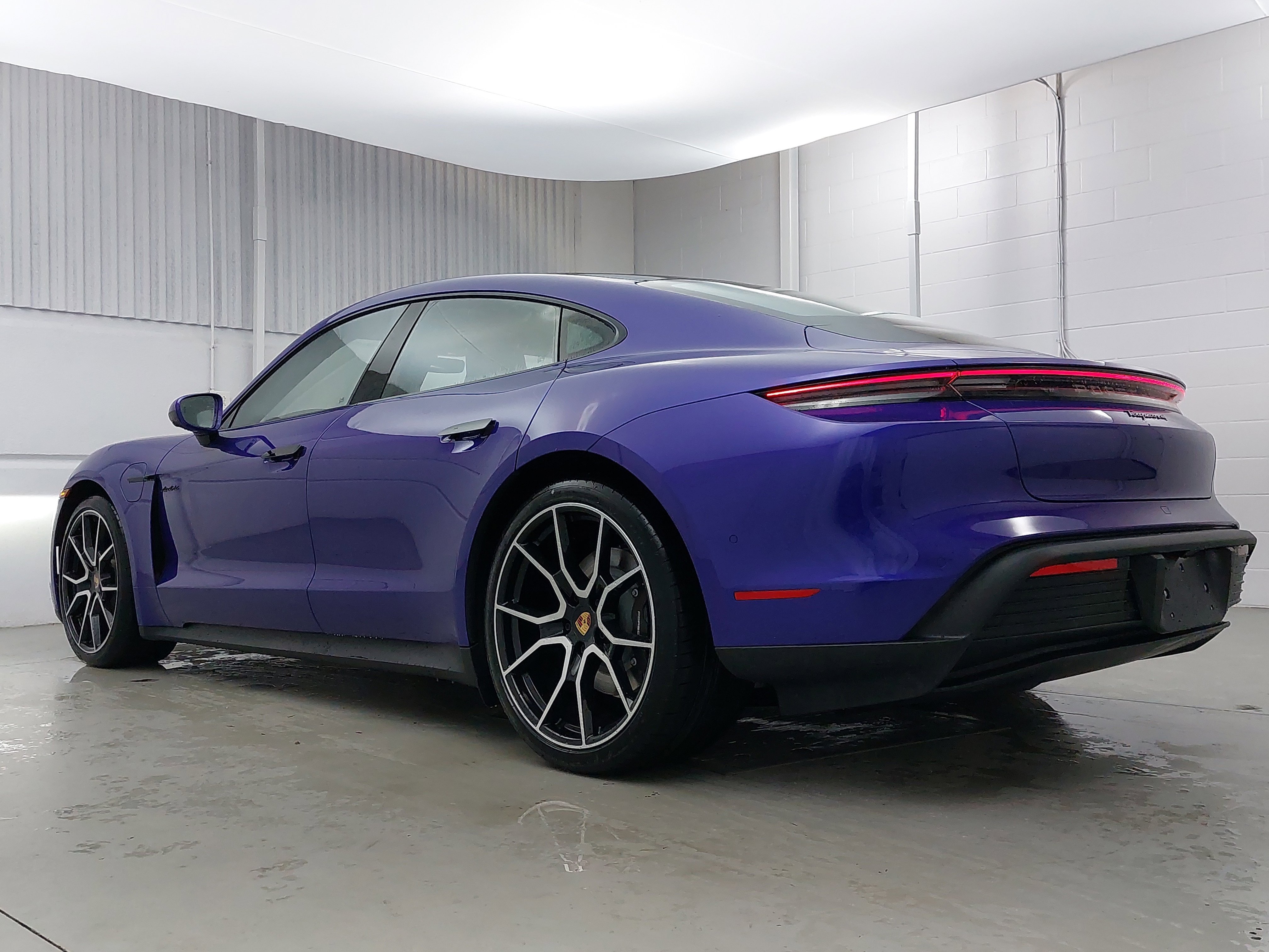 New 2025 Porsche Taycan image 3