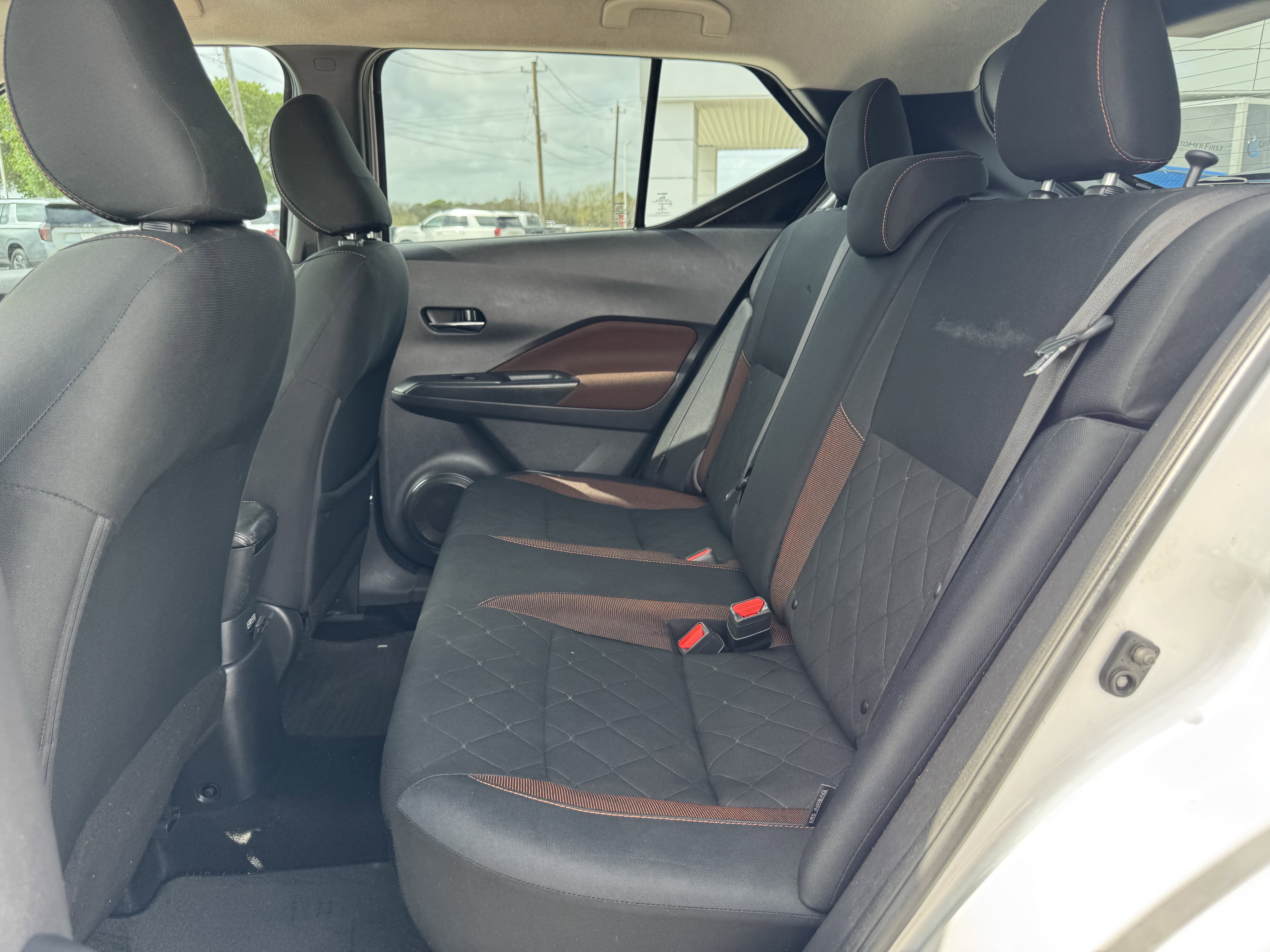 Used 2020 Nissan Kicks SR image 29