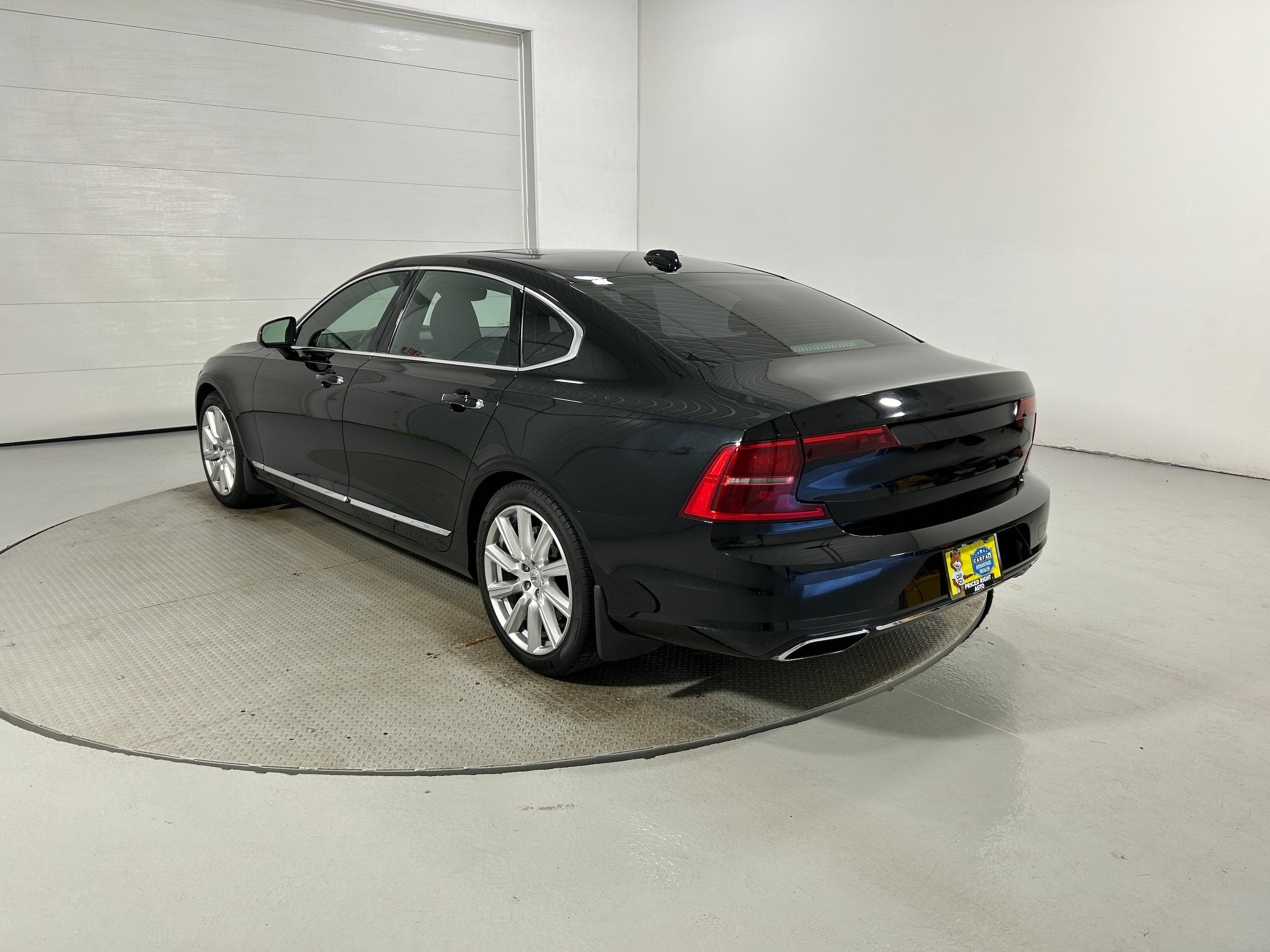 Used 2018 Volvo S90 T6 Inscription w/ Convenience Package AWD/4WD image 21