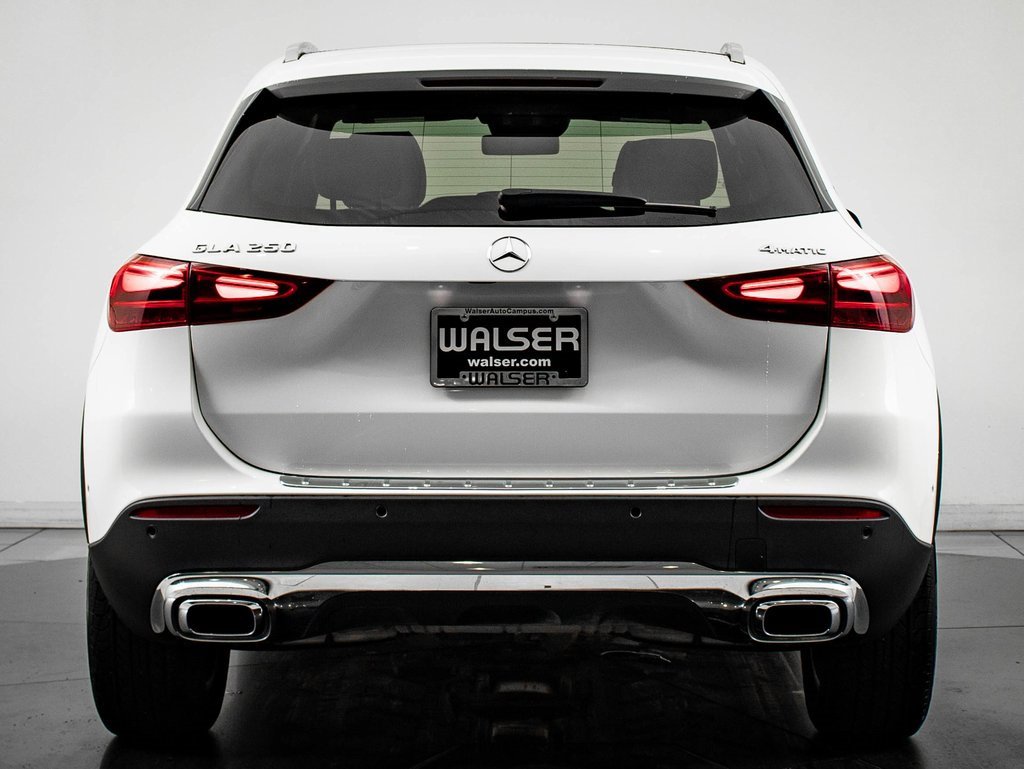 Certified 2025 Mercedes-Benz GLA 250 4MATIC image 10