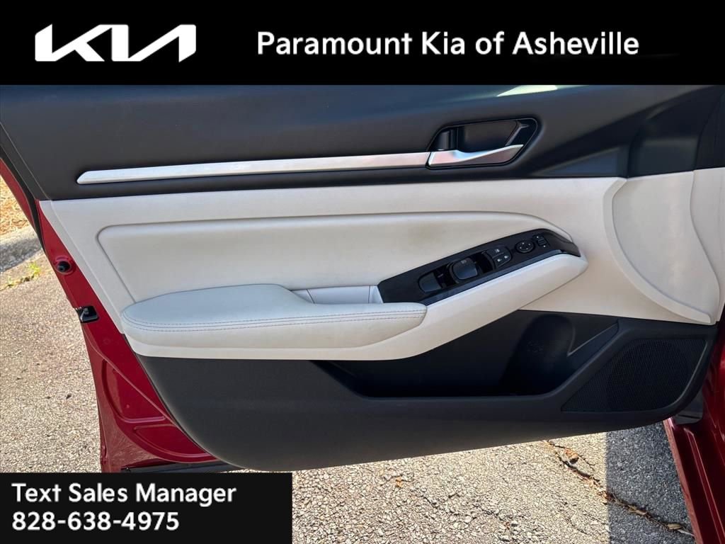 Used 2023 Nissan Altima 2.5 SV image 20