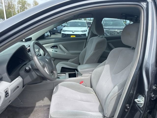 Used 2011 Toyota Camry LE w/ LE Extra-Value Pkg FWD image 10