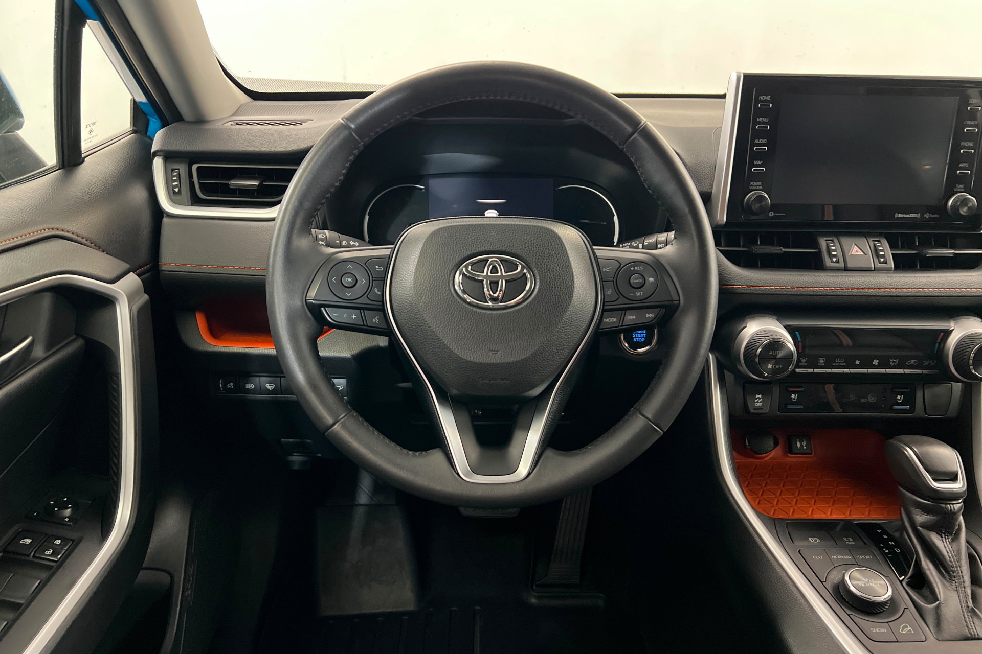 Used 2019 Toyota RAV4 Adventure w/ Cold Weather Package AWD/4WD image 12