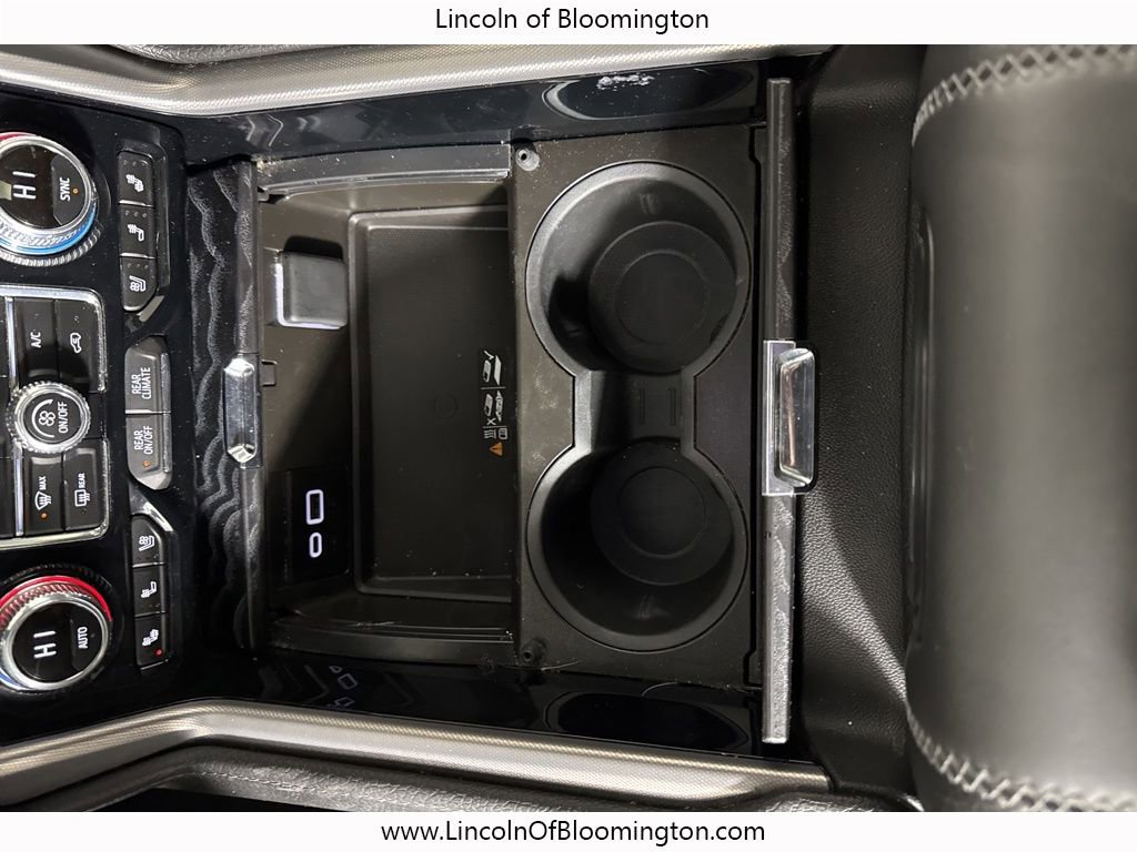 Used 2024 GMC Yukon XL Denali image 47