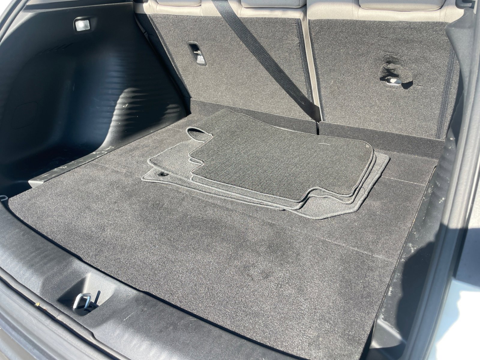 Used 2023 Honda HR-V LX image 28