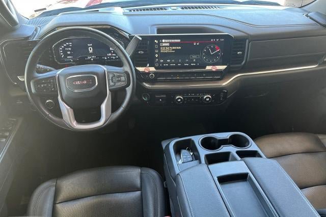 Used 2025 GMC Sierra 1500 SLT AWD/4WD image 19