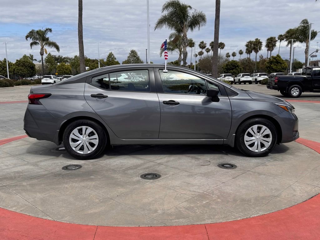 Used 2025 Nissan Versa S FWD image 9