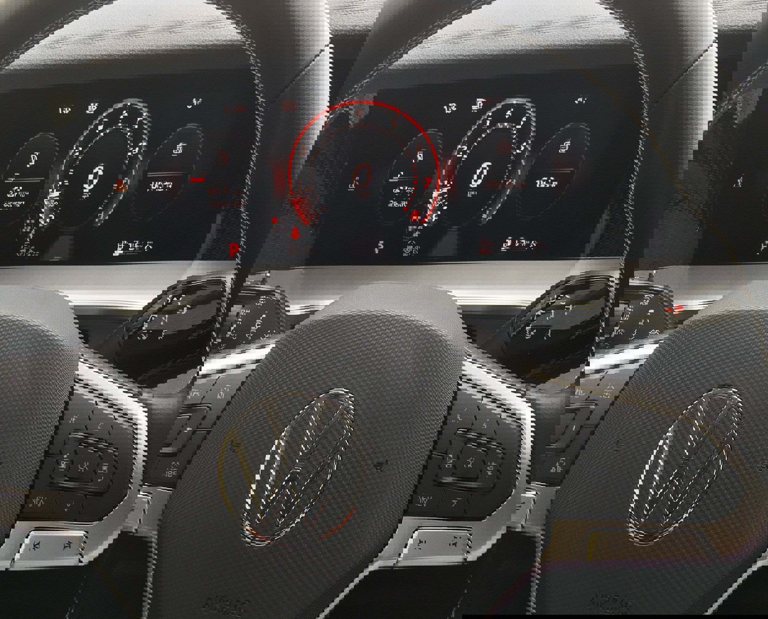 New 2026 Volkswagen Tiguan SE image 14