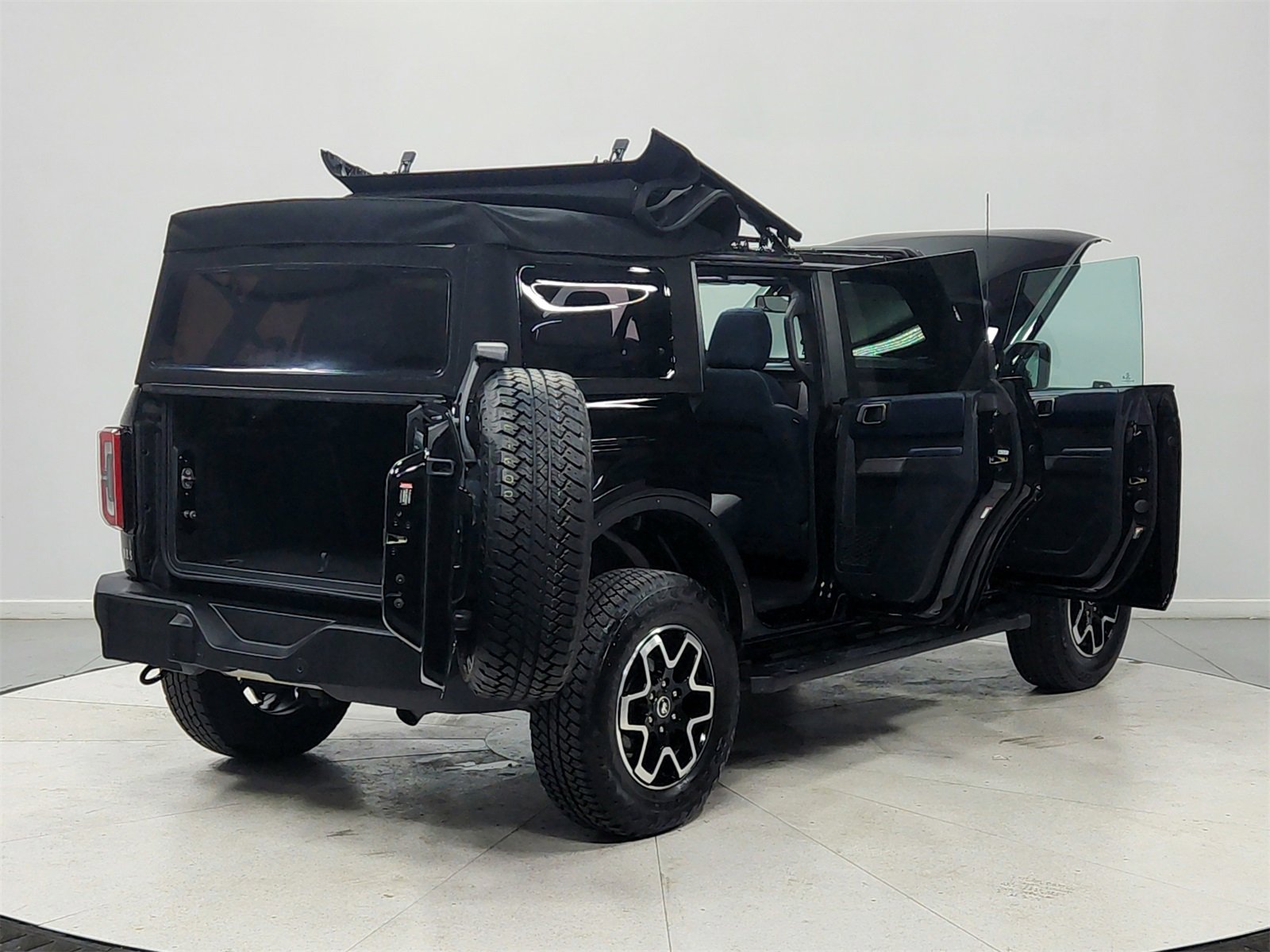 Used 2022 Ford Bronco Outer Banks image 15