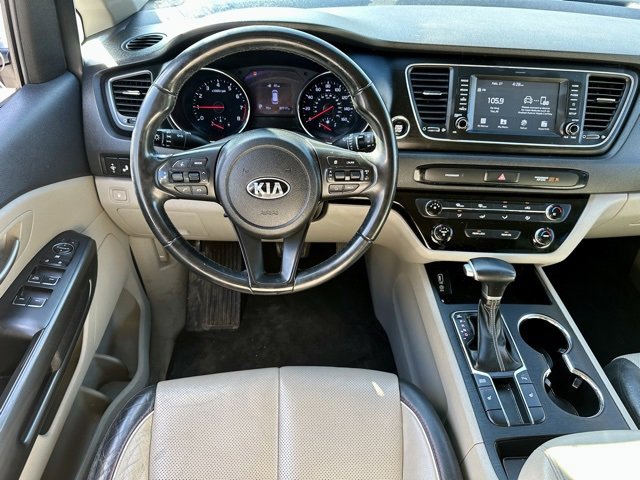 Used 2020 Kia Sedona EX image 15