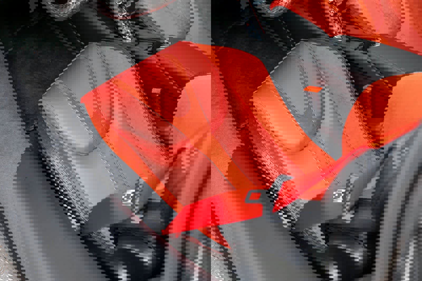 New 2026 McLaren 750S image 25