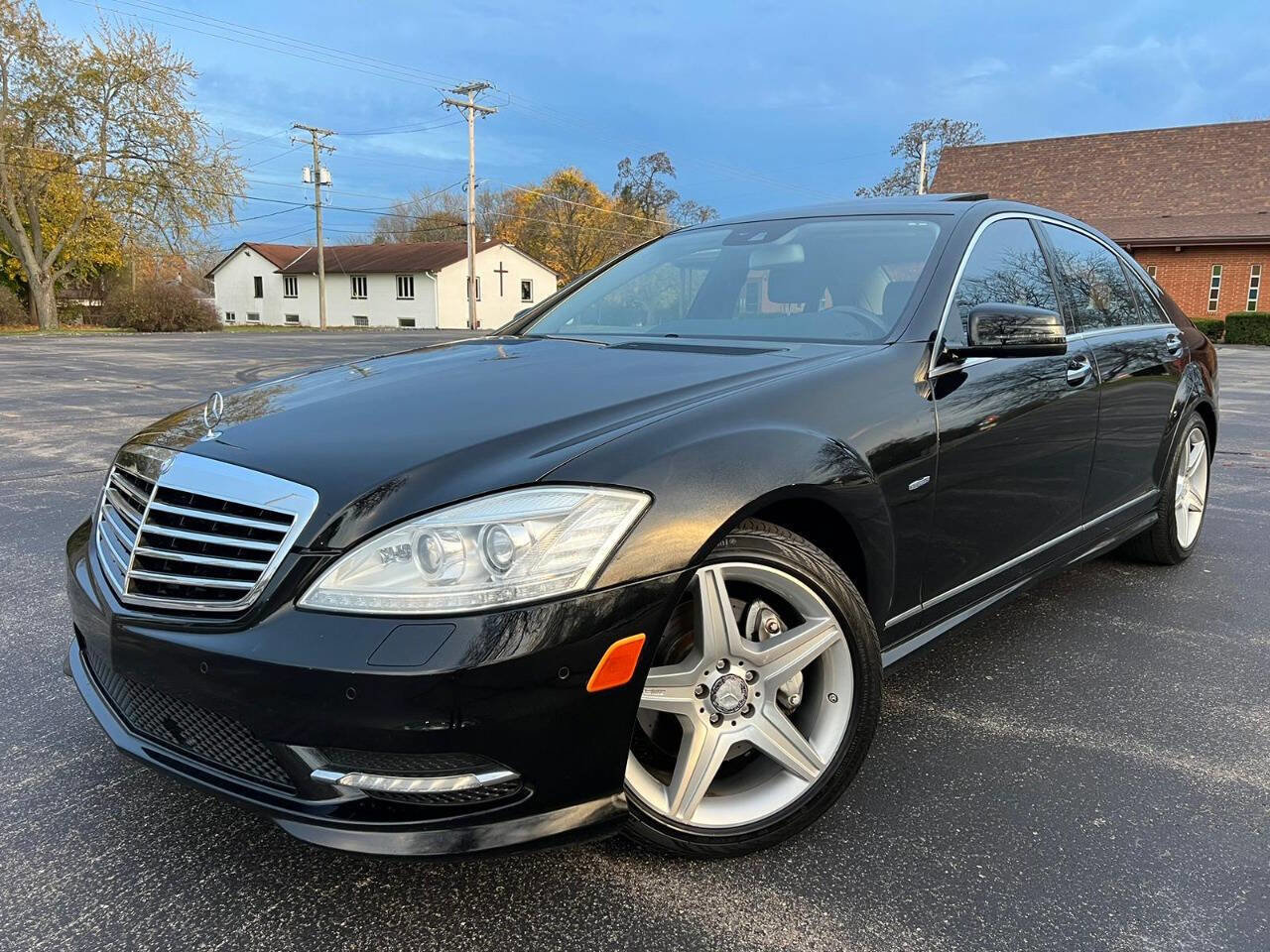 Used 2011 Mercedes-Benz S 400 w/ Sport Pkg image 1