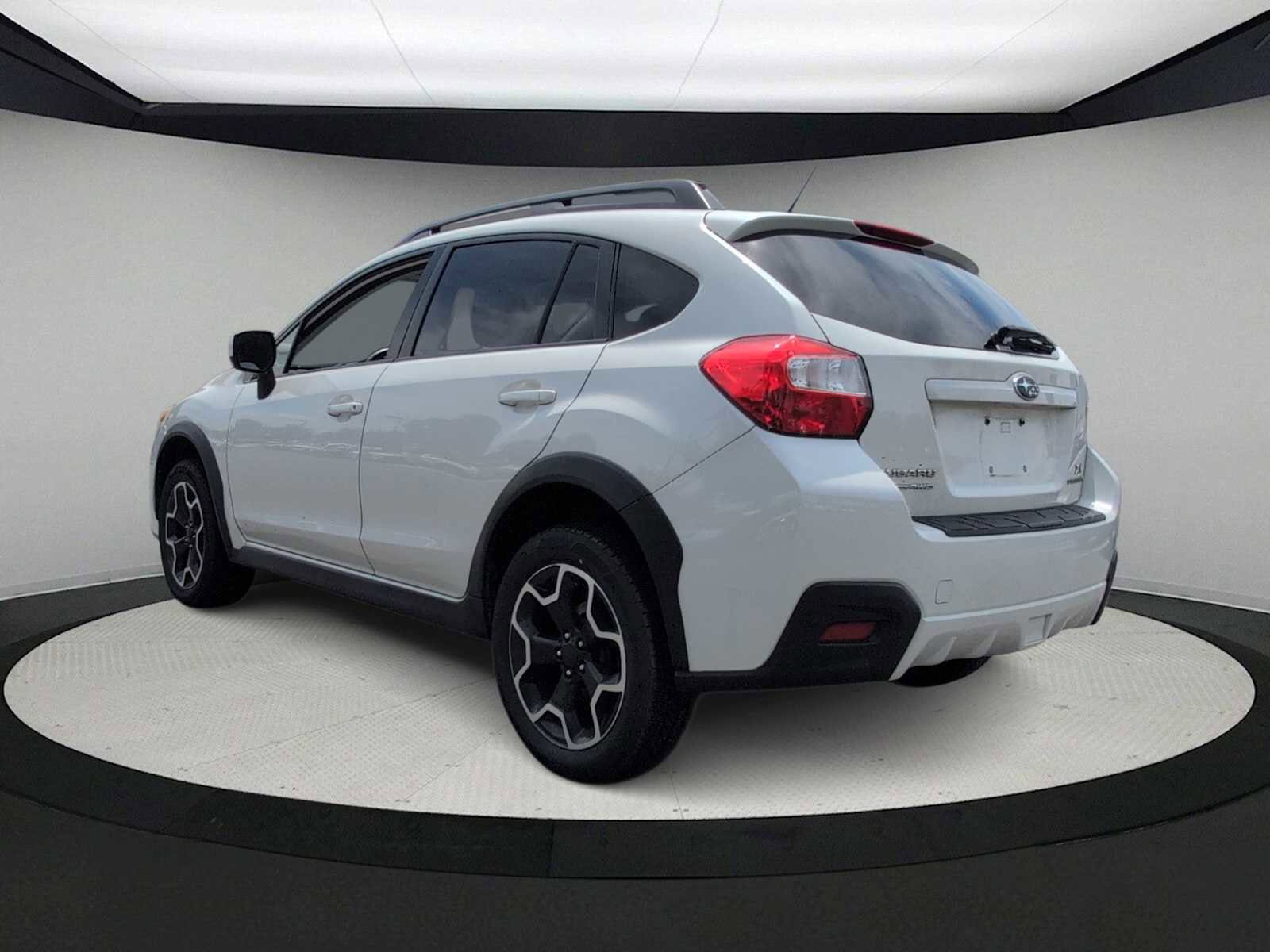 Used 2014 Subaru Crosstrek 2.0i Premium AWD/4WD image 6
