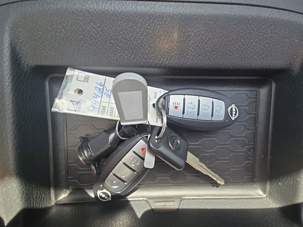 New 2025 Nissan Frontier PRO-4X image 37