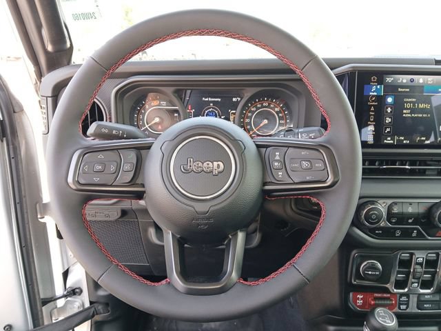 New 2024 Jeep Wrangler Unlimited Rubicon w/ Technology Group AWD/4WD image 15