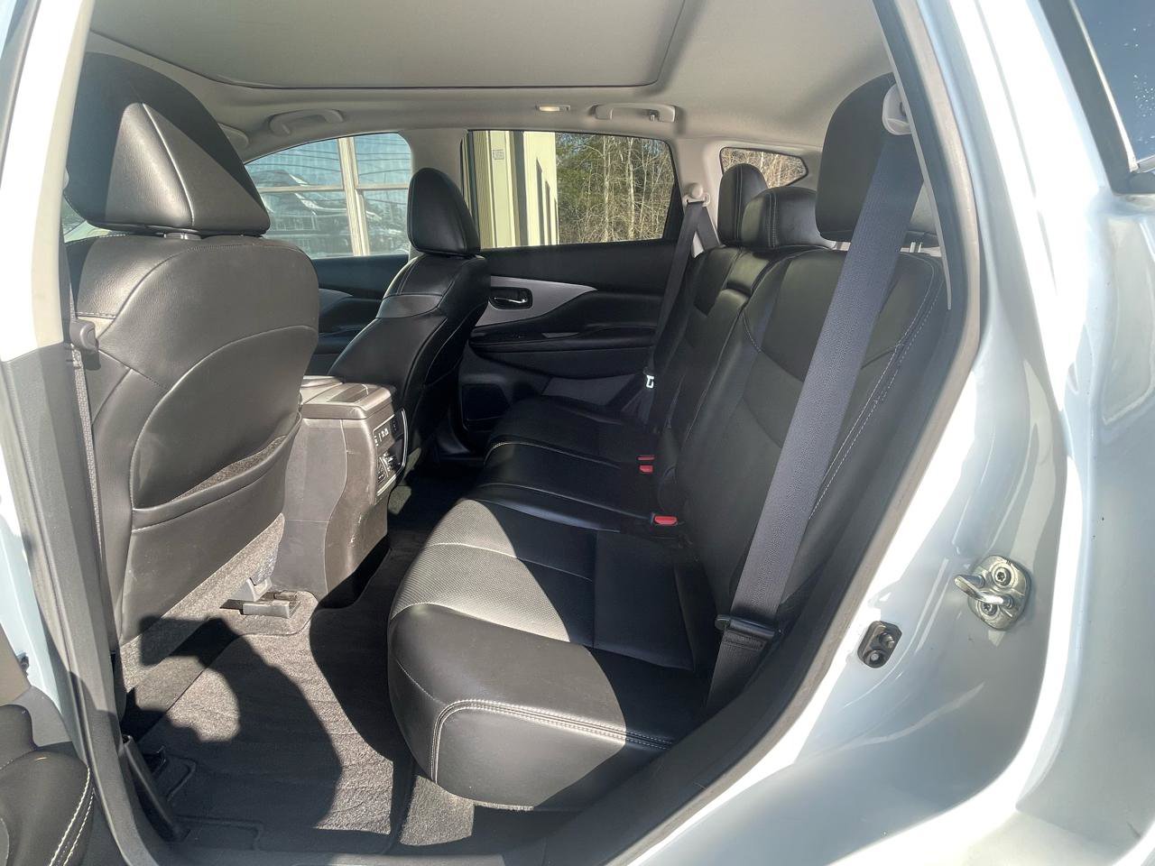 Used 2021 Nissan Murano SL w/ SL Moonroof Package image 9