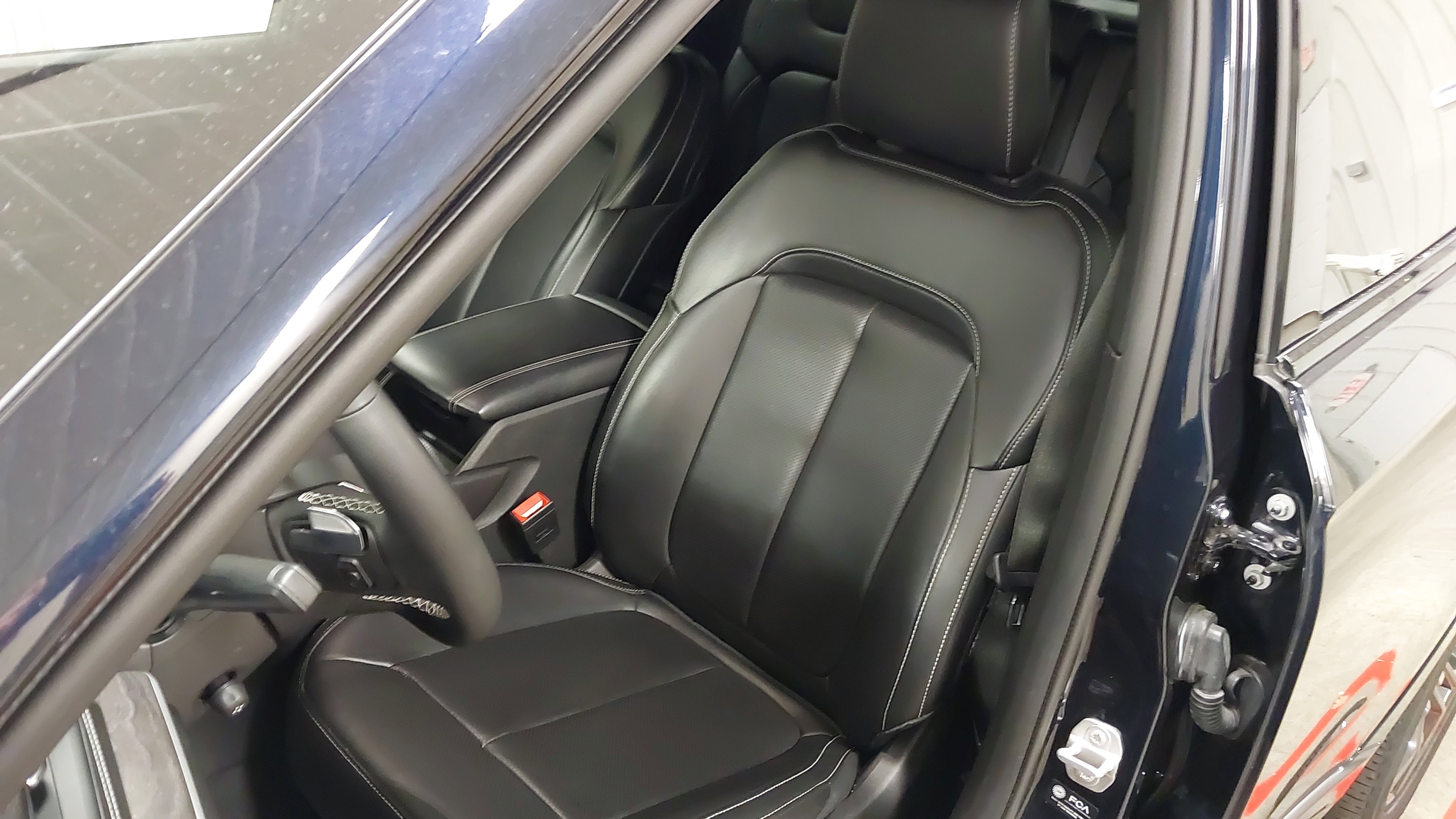 Used 2024 Jeep Grand Cherokee Limited 4xe image 22