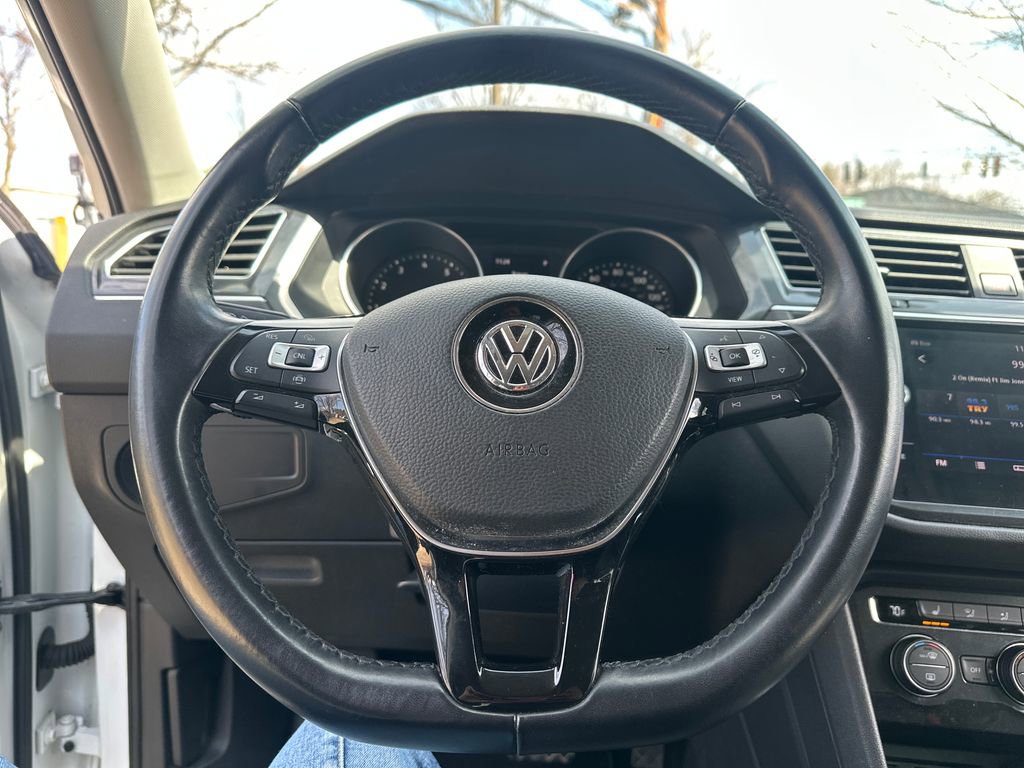 Used 2019 Volkswagen Tiguan SE image 7