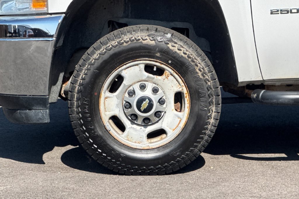 Used 2014 Chevrolet Silverado 2500 W/T AWD/4WD image 24