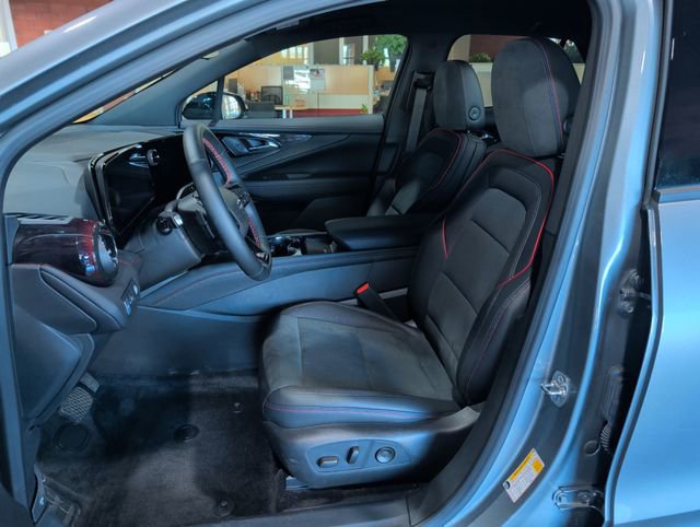 Used 2024 Chevrolet Blazer EV RS image 11