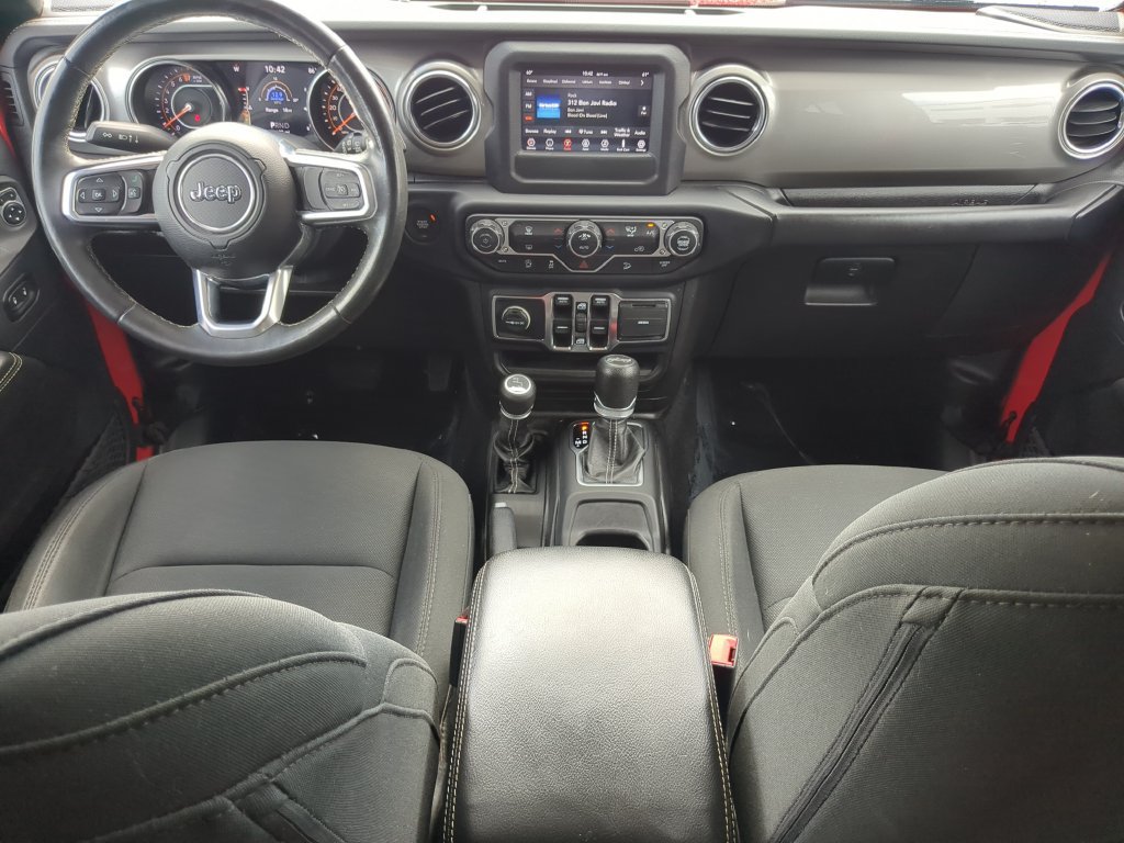 Used 2019 Jeep Wrangler Unlimited Sahara AWD/4WD image 12