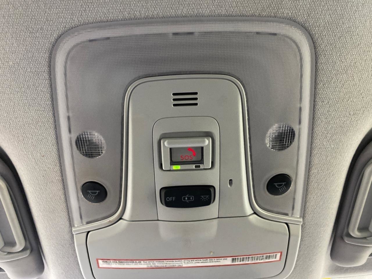 Used 2022 Toyota Prius XLE FWD image 18