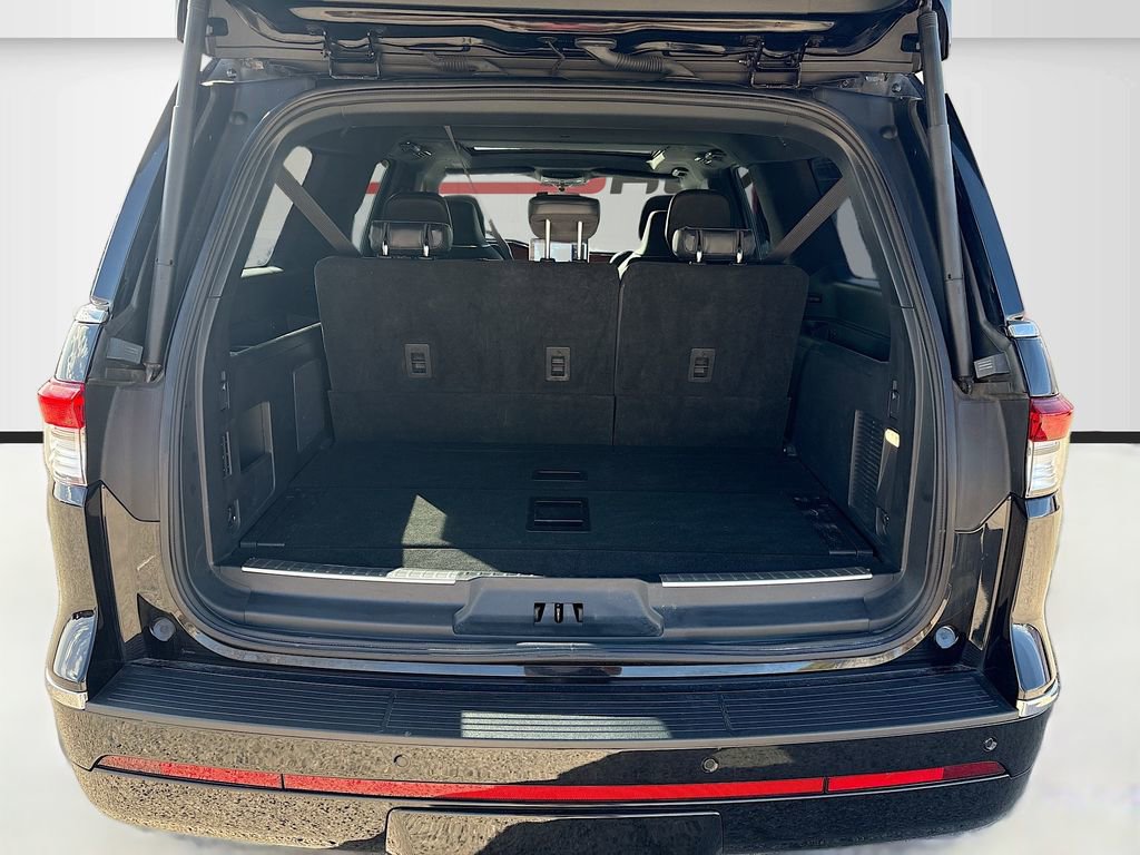 Used 2023 Lincoln Navigator L Reserve image 29