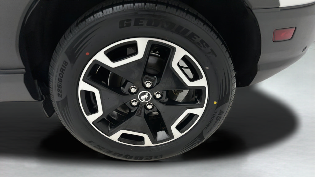 Used 2022 Ford Bronco Sport Outer Banks AWD/4WD image 7