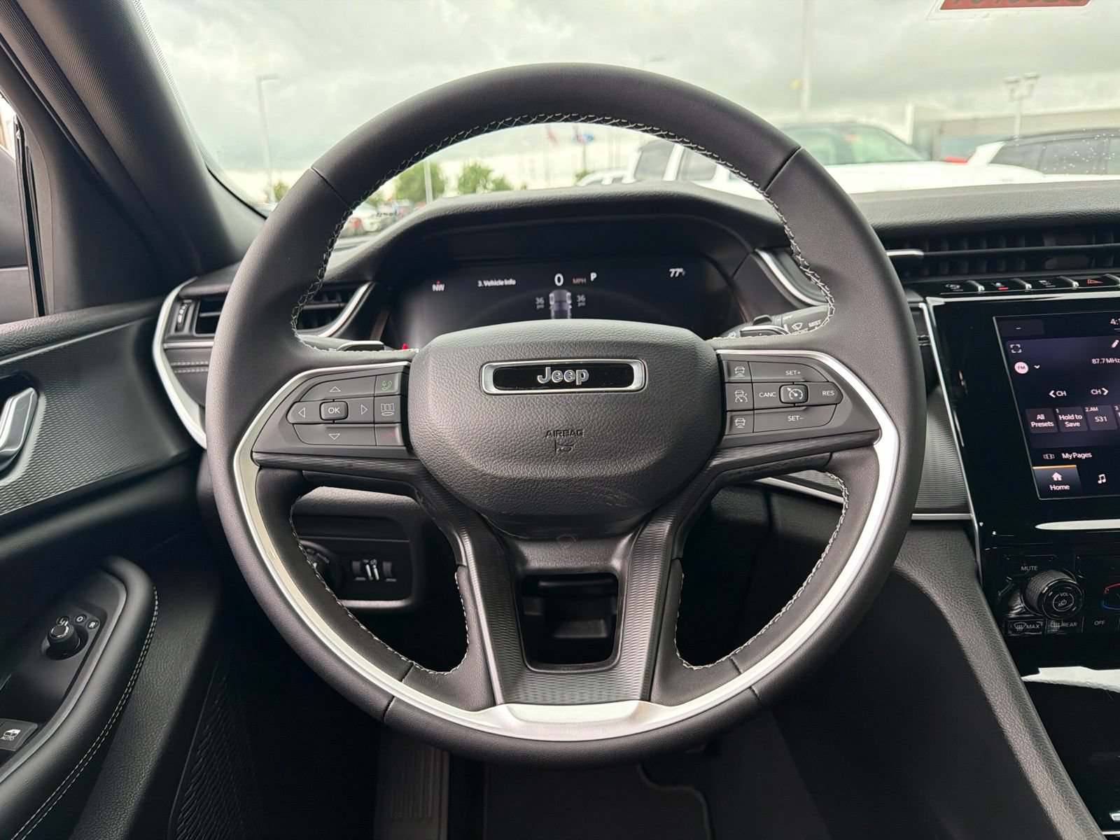 New 2026 Jeep Grand Cherokee Laredo AWD/4WD image 20