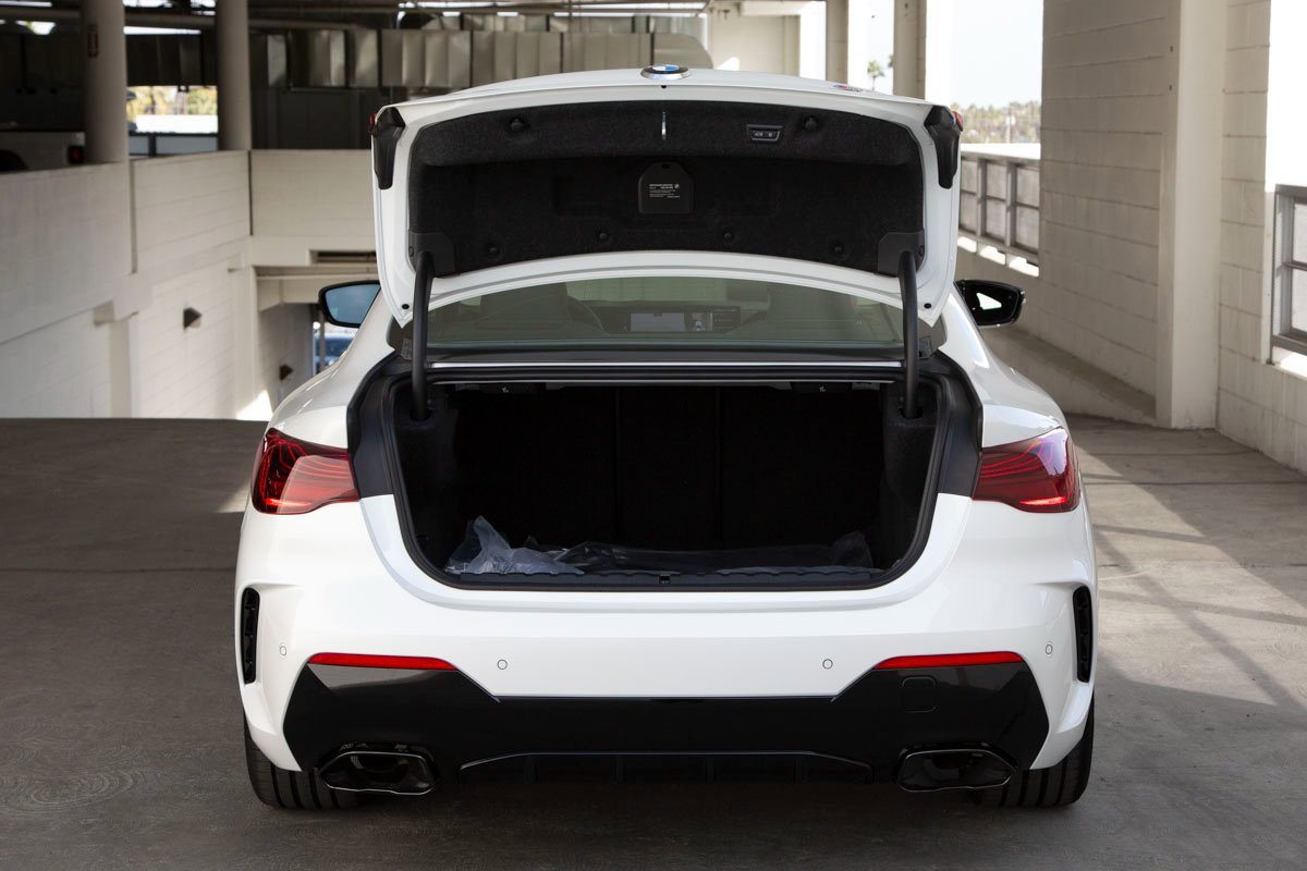 Used 2025 BMW M440i Coupe w/ Premium Package image 22