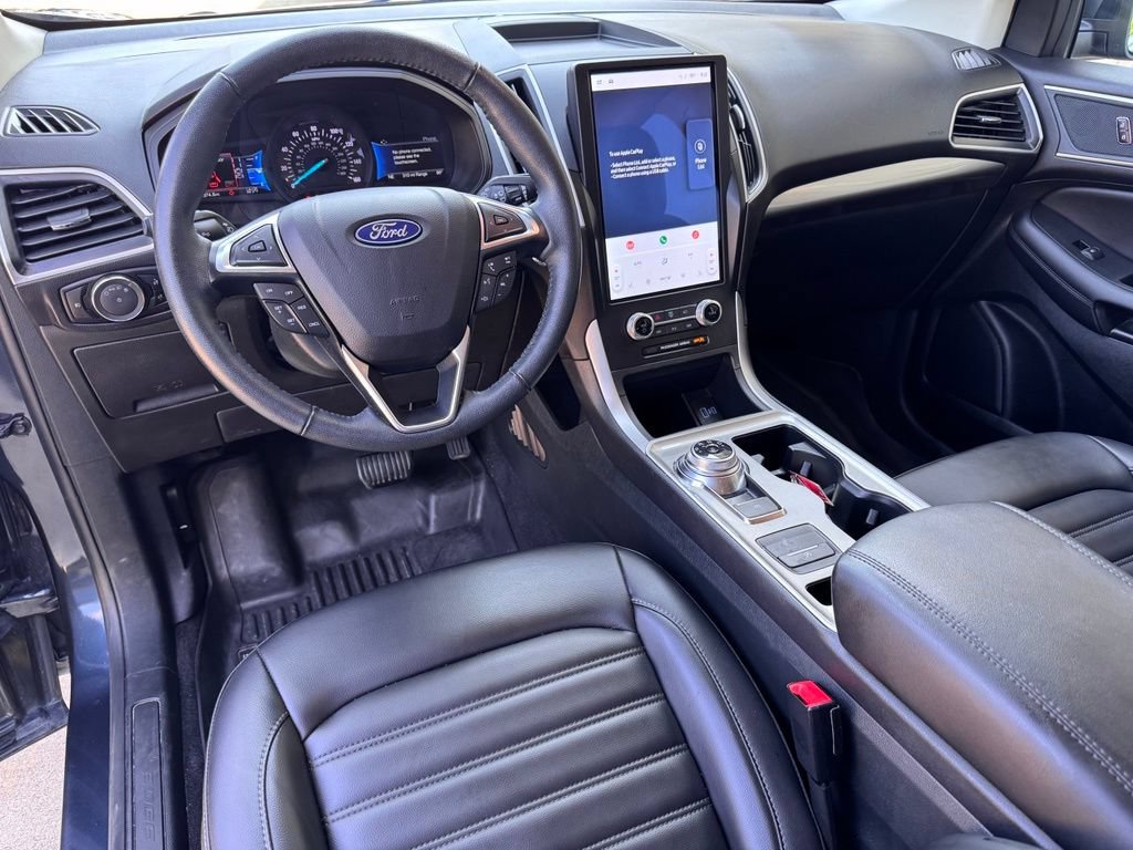 Used 2024 Ford Edge SEL w/ Convenience Package AWD/4WD image 2
