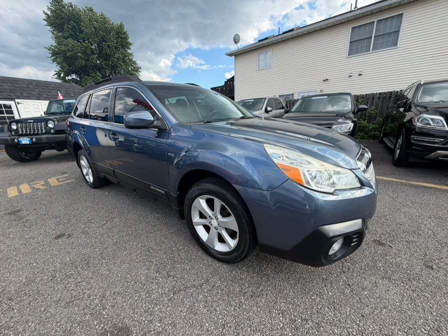 Used 2013 Subaru Outback 2.5i Premium w/ All-Weather Pkg AWD/4WD image 3