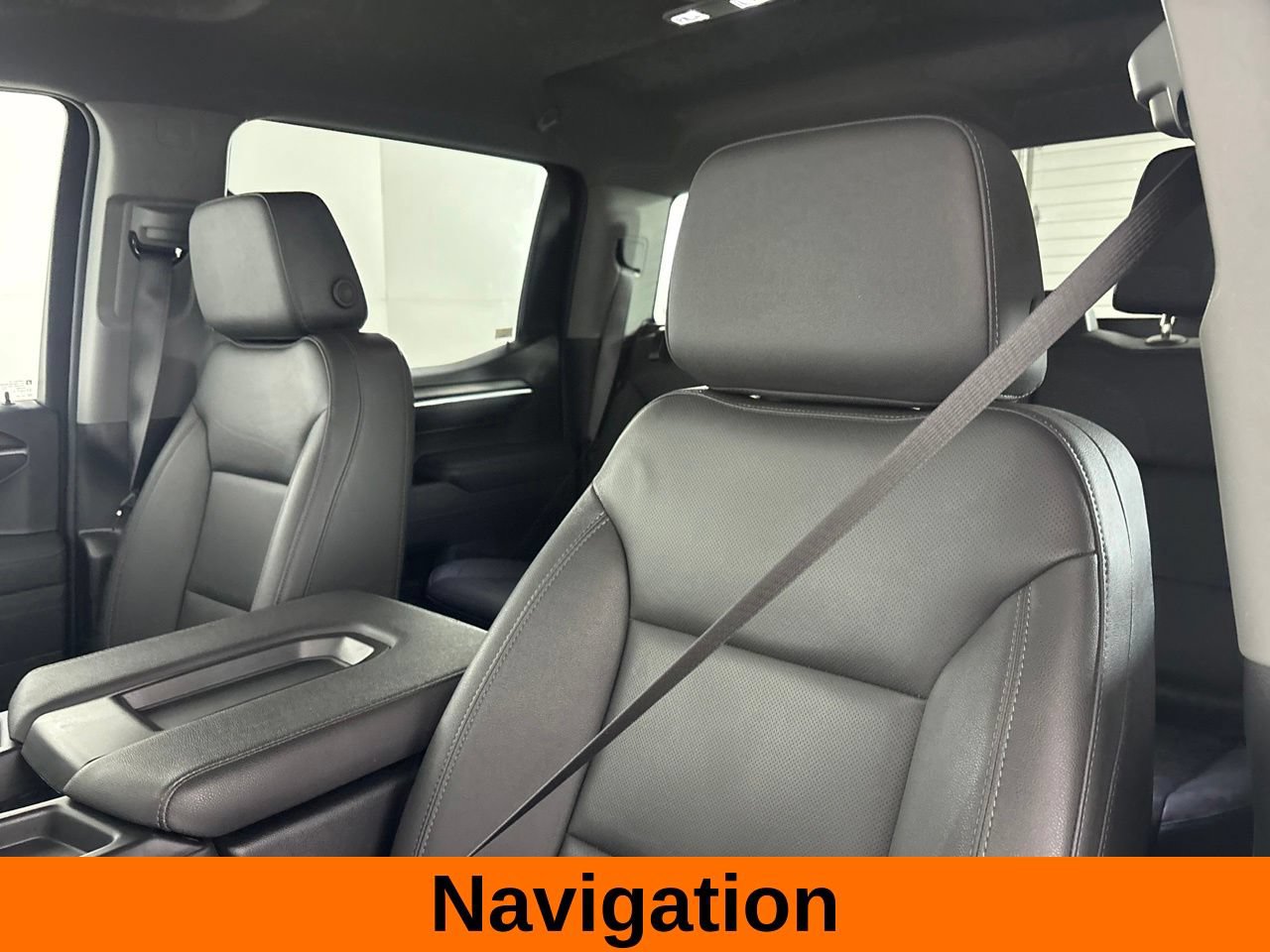 Used 2026 GMC Sierra 1500 SLT AWD/4WD image 11