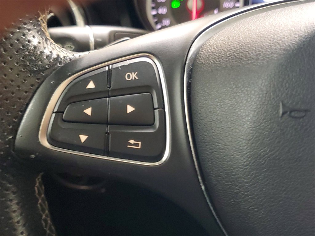 Used 2016 Mercedes-Benz CLA 250 4MATIC image 17