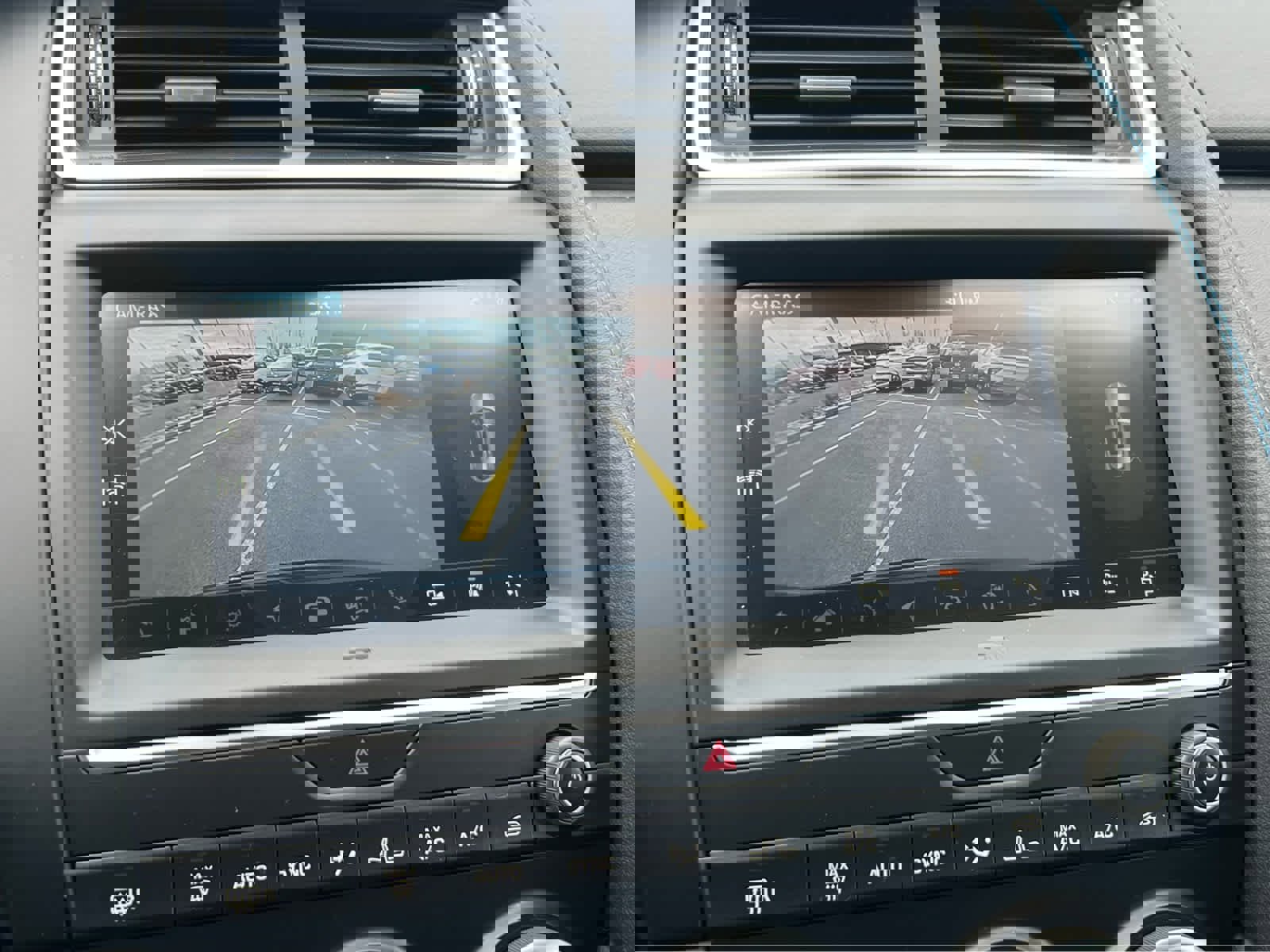 Used 2019 Jaguar E-PACE R-Dynamic SE image 36