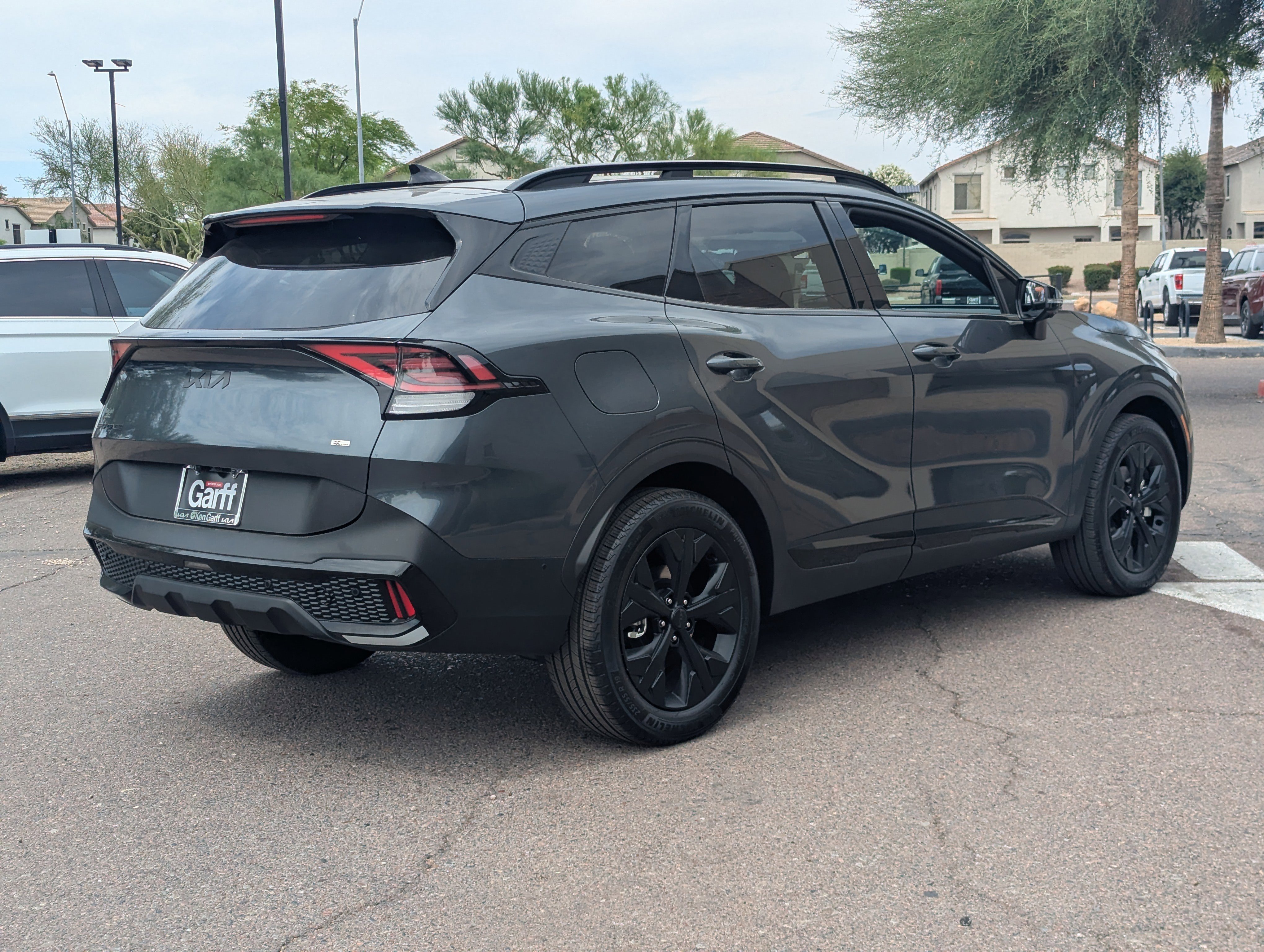 Certified 2025 Kia Sportage X-Line Prestige image 3