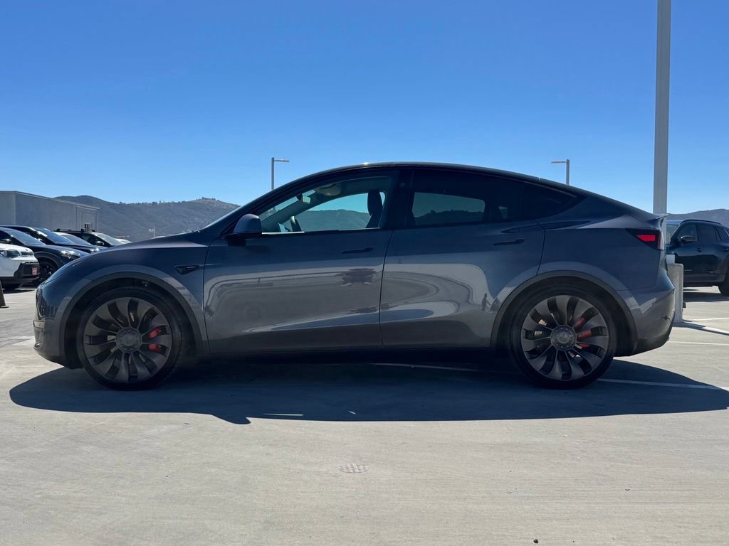 Used 2023 Tesla Model Y Performance AWD/4WD image 6