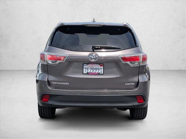 Used 2014 Toyota Highlander Limited Platinum FWD image 7