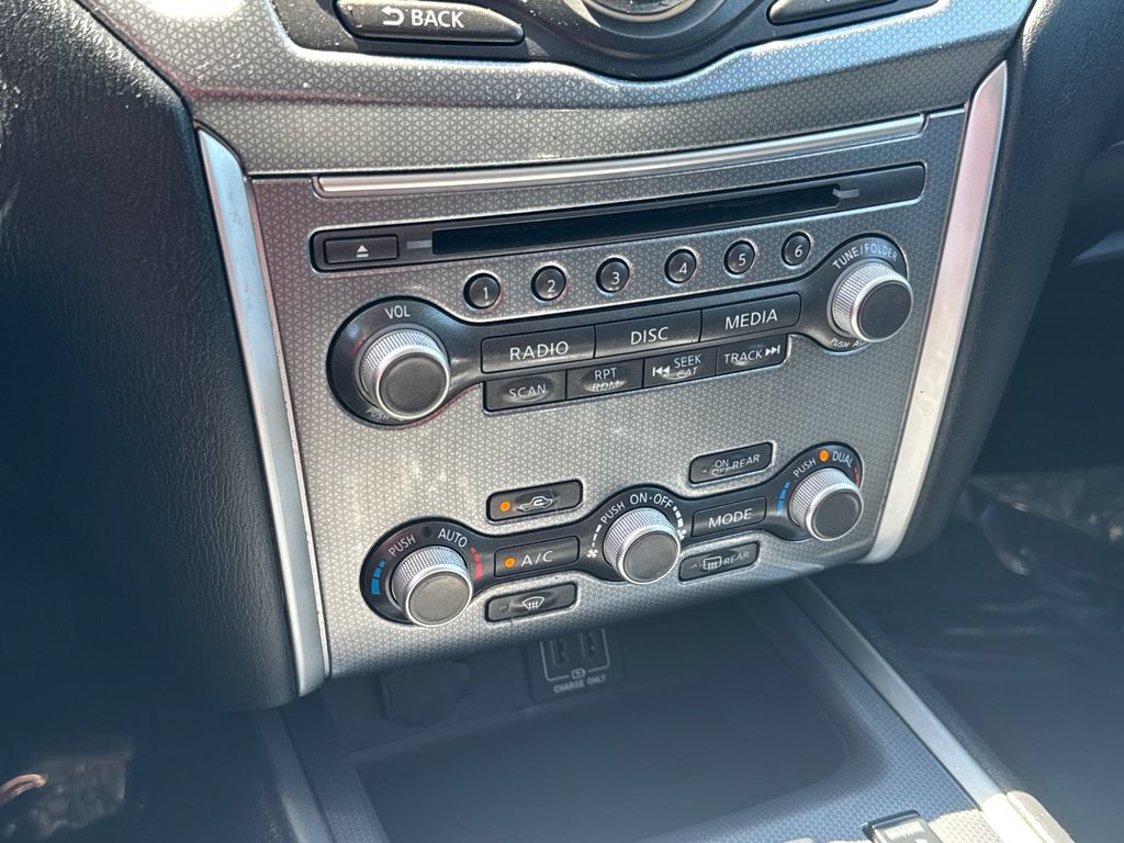Used 2018 Nissan Pathfinder SL w/ Midnight Edition Package AWD/4WD image 26