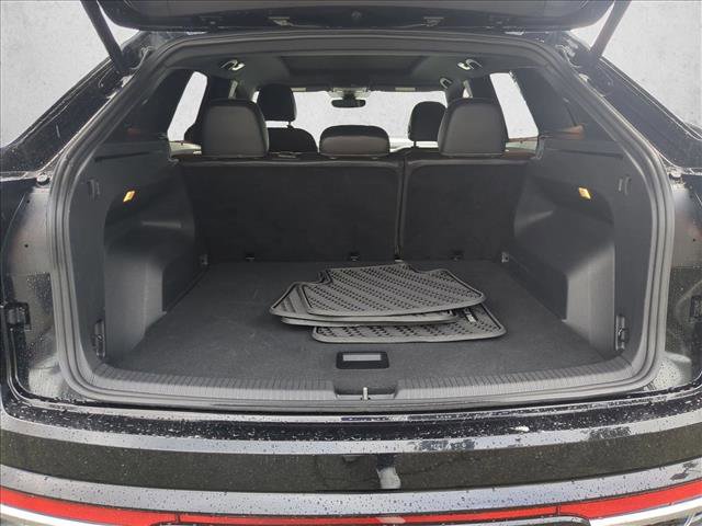 Used 2023 Volkswagen Atlas Cross Sport SEL Premium R-Line image 6