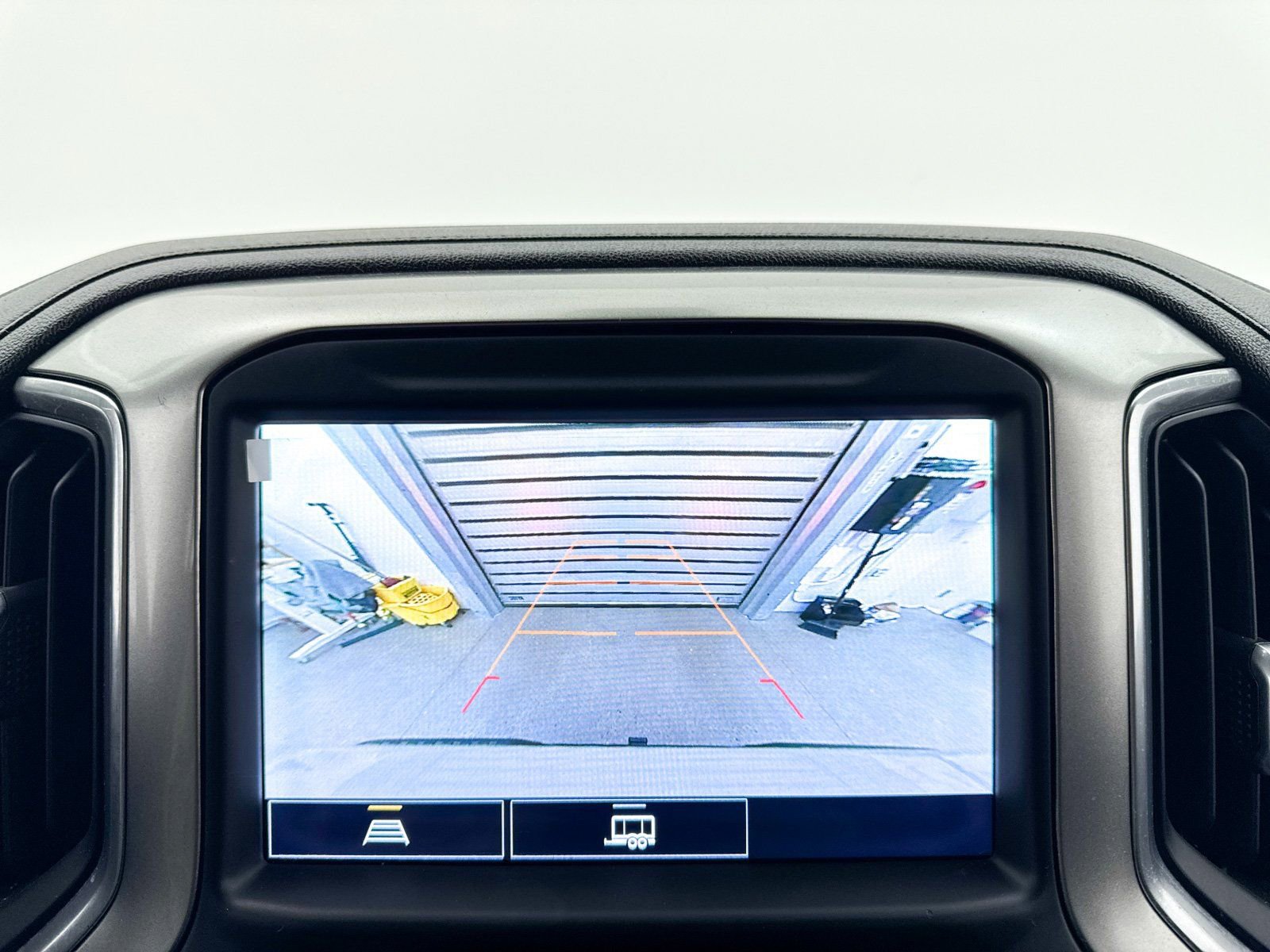 Used 2021 Chevrolet Silverado 1500 LT Trail Boss w/ Convenience Package II image 28