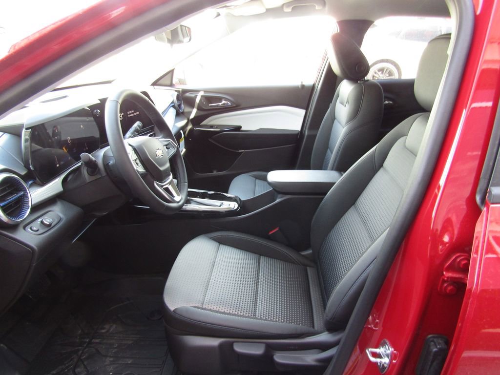 New 2026 Chevrolet Trax LT FWD image 20