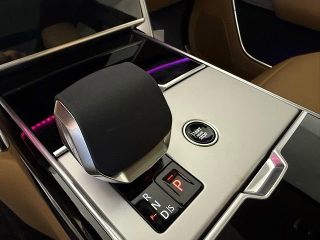 New 2025 Land Rover Range Rover SE image 16