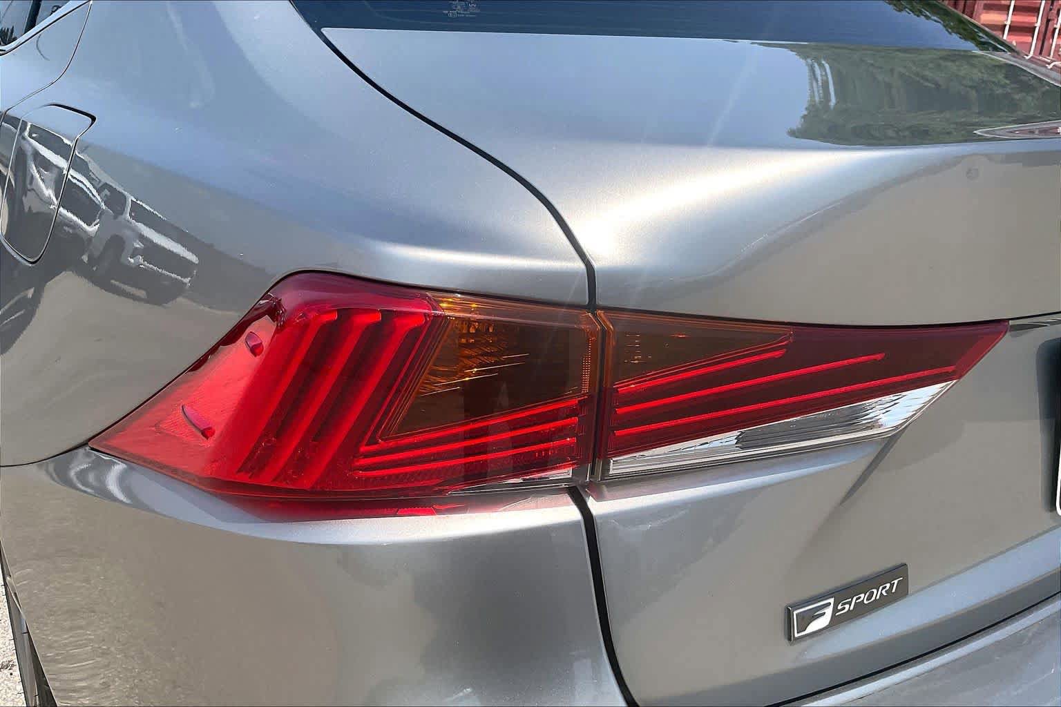 Used 2017 Lexus IS 200t F Sport w/ F Sport Package RWD image 29