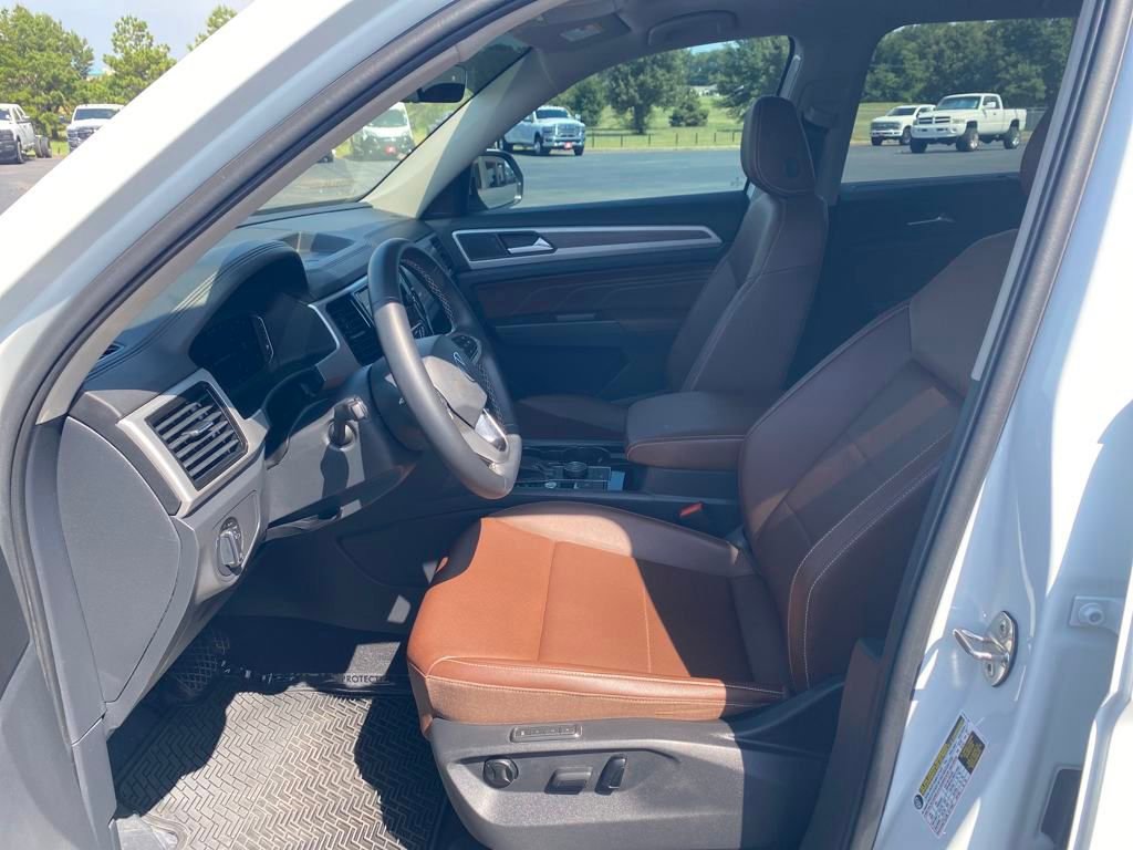 Used 2022 Volkswagen Atlas SEL image 12